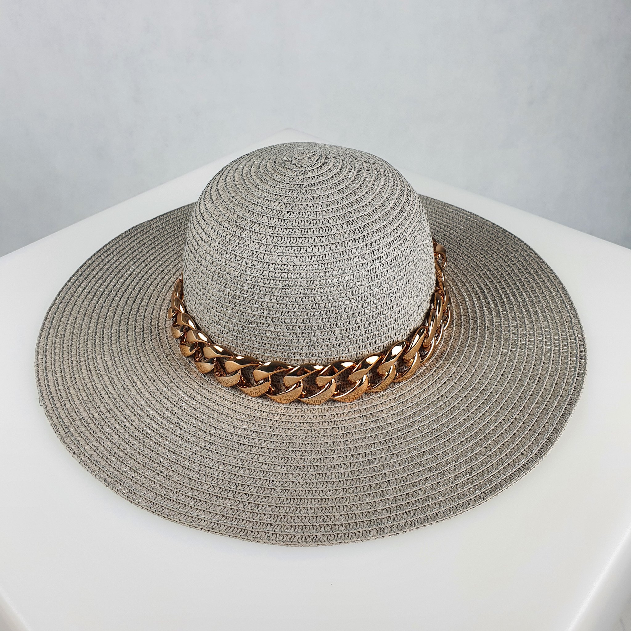 kapelusz letni plazowy z lancuchem Luna popiel popielaty polski producent strojow kapielowych LAVEL sam kapelusz