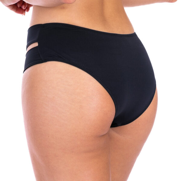 Panties vB NEGRO MARINO majtki kapielowe z wycieciami seksowne polski producent lavel 2023 tyl2 Panties vB NEGRO MARINO majtki kapielowe z wycieciami seksowne polski producent lavel 2023 tyl2